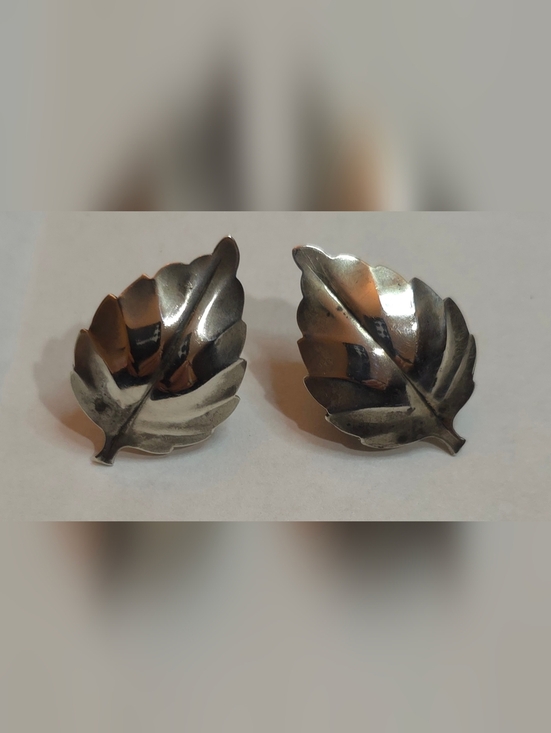 HSB Jewelry - HSB VINTAGE  STERLING 925 SCREWBACK EARRINGS